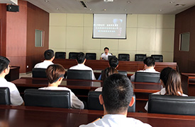 公司組織員工參加“樹立風險意識，遠離非法集資”投資者宣傳教育活動